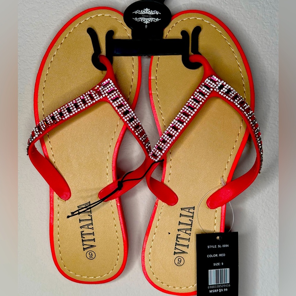 Size 9 orange flip flops will fit an 8 as well